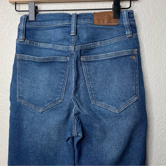 Madewell Women’s 10" High-Rise Skinny Jeans in Winston Wash - Picture 8 of 11
